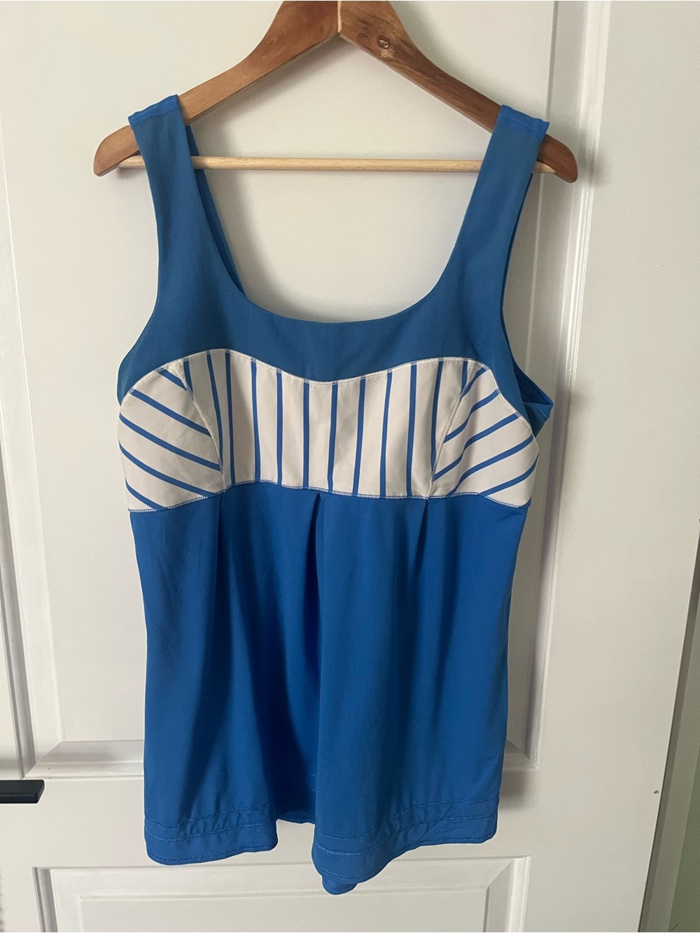 Blue Lululemon Tanktop